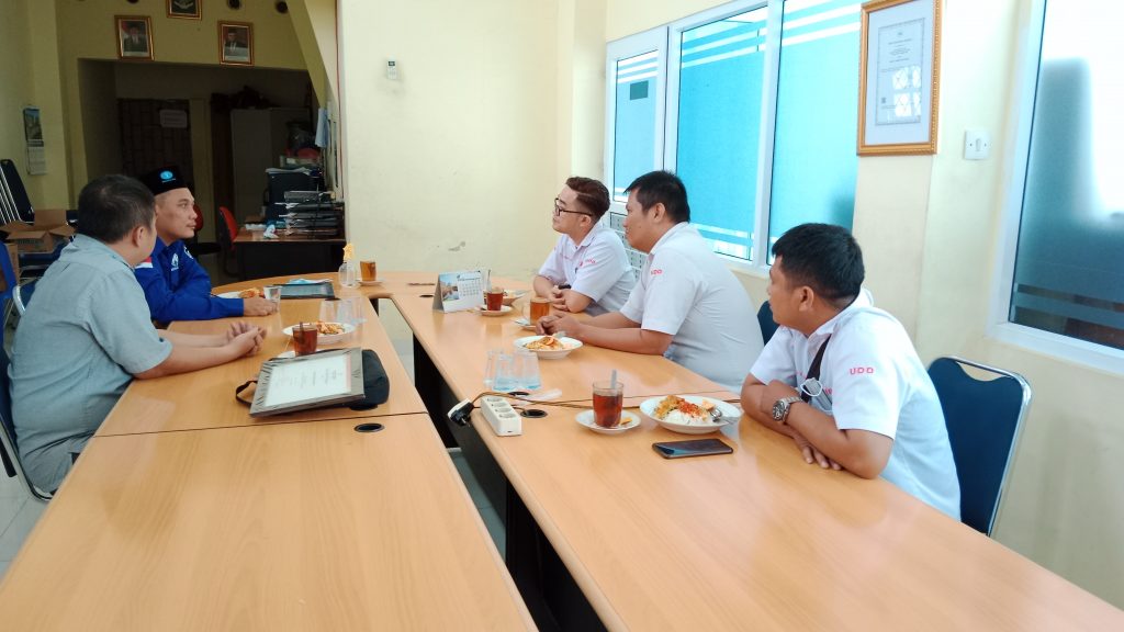 diskusi santai