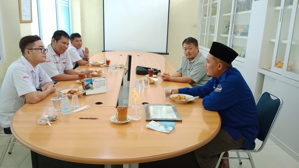 Diskusi program