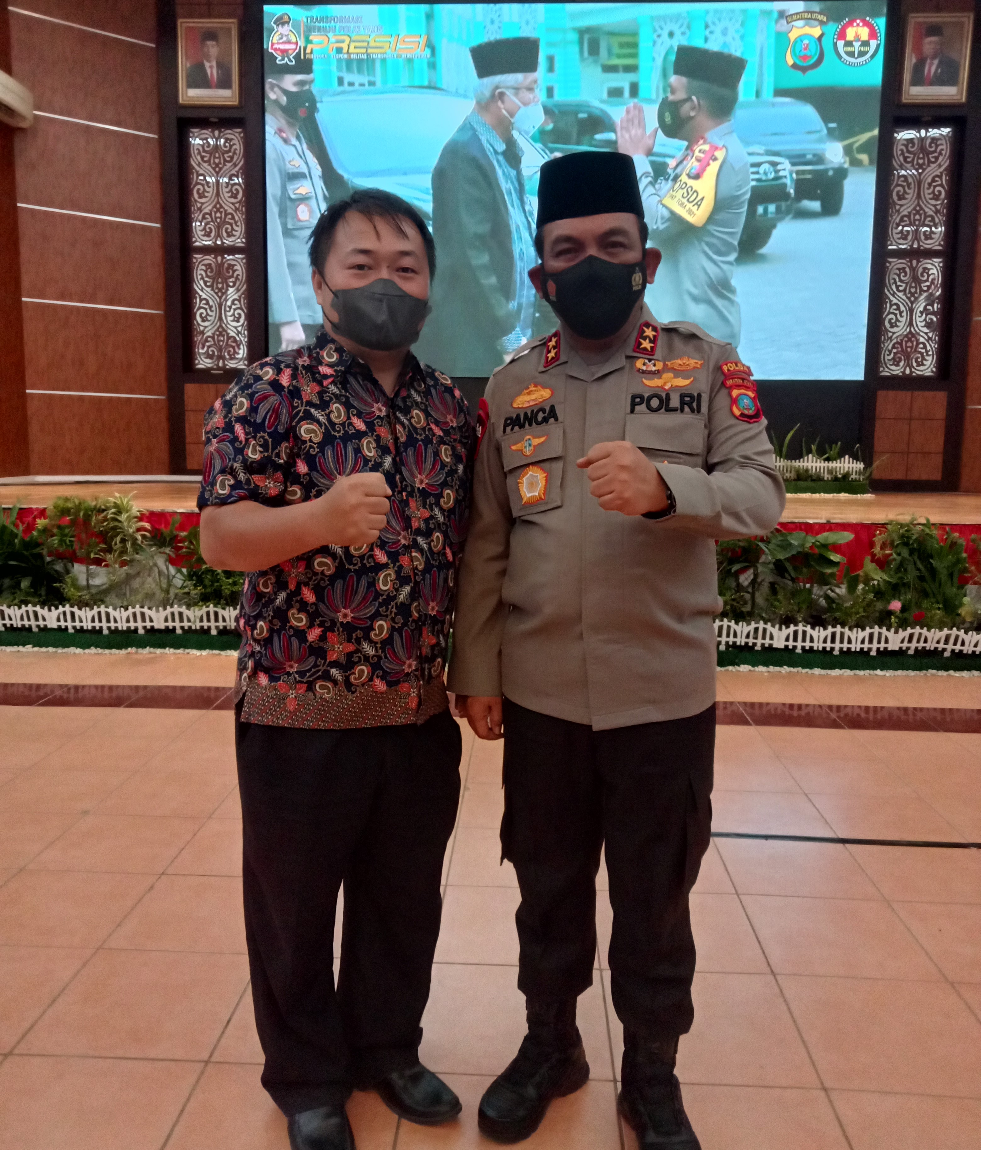 Bersama Dody Lukas