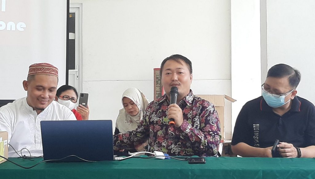 Speaker Dody Lukas